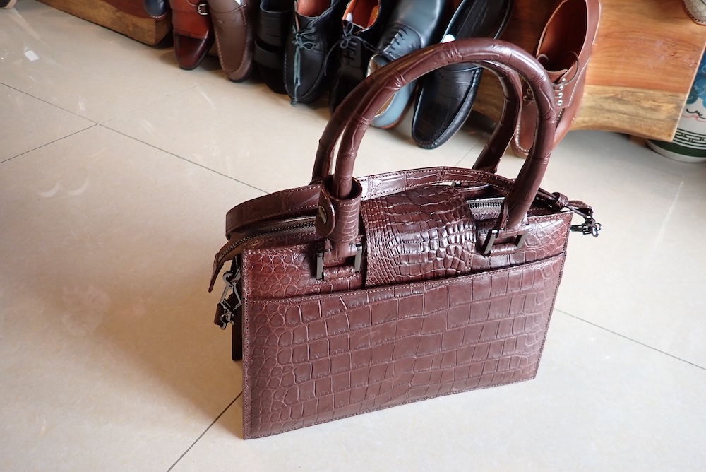  crocodile bag bangkok custom made 