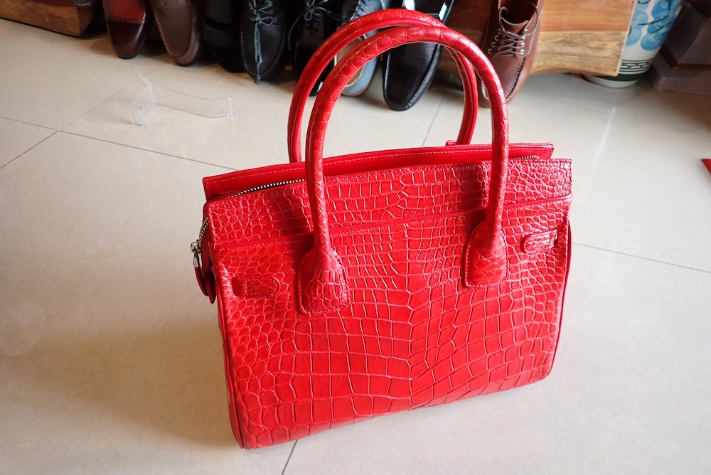  crocodile bag leather thailand 