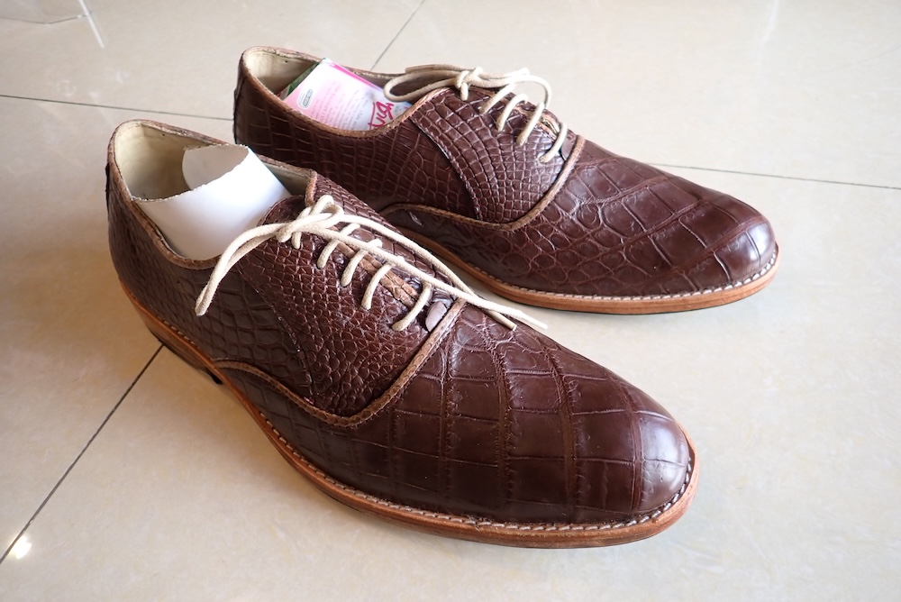  crocodile shoes leather hand made thailand 